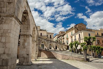 Italien Abuzzen historische Altstadt Sulmona